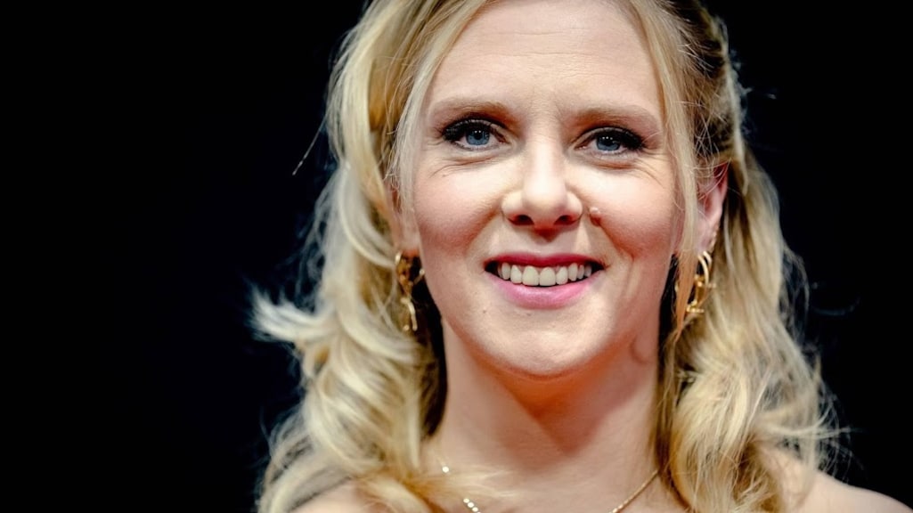 Jelka van Houten stopt met column: 'Stress te veel voor mijn leven'