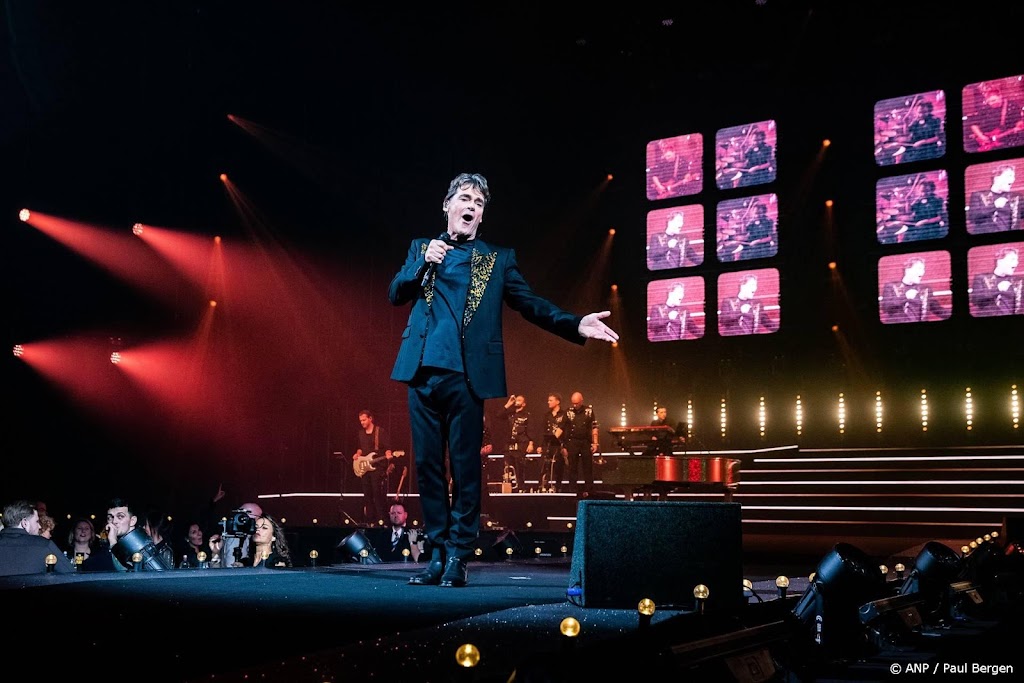 Jeroen van der Boom brengt twee singles tegelijk uit