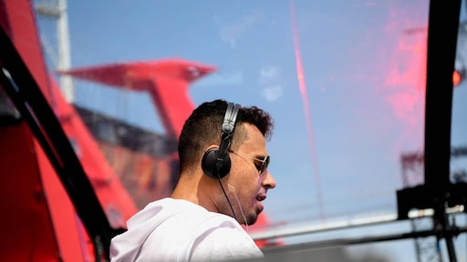 538 stopt met shows van Afrojack en Guetta