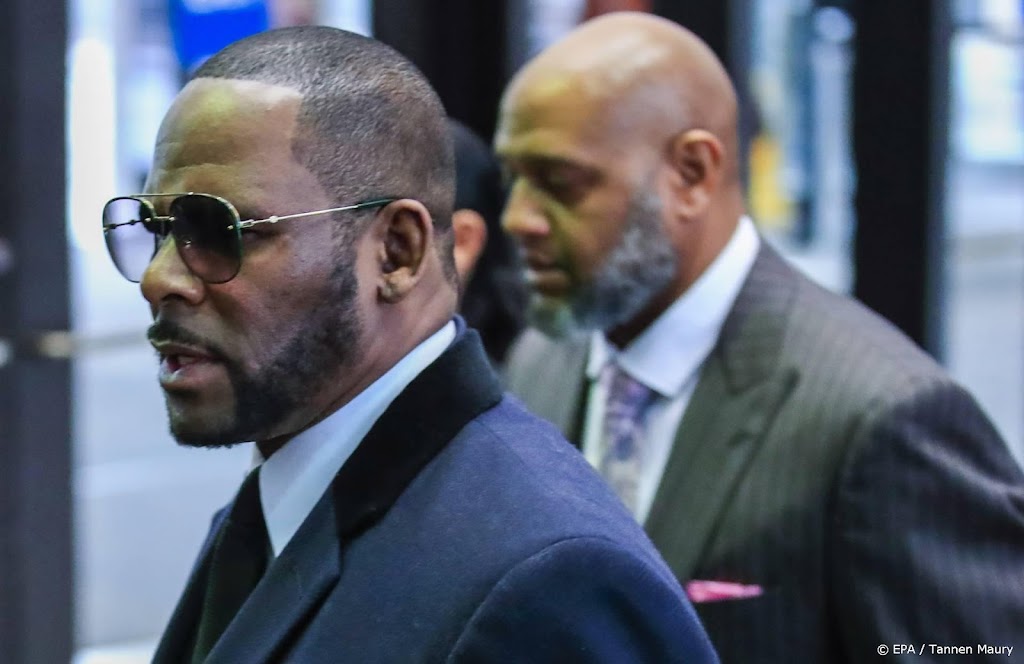 R. Kelly moet slachtoffer €300.000 betalen voor soa en psychische schade