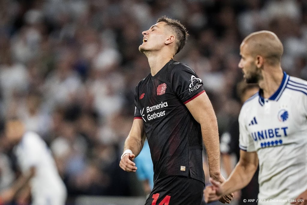 Bayer Leverkusen mist spits Schick tegen PSV