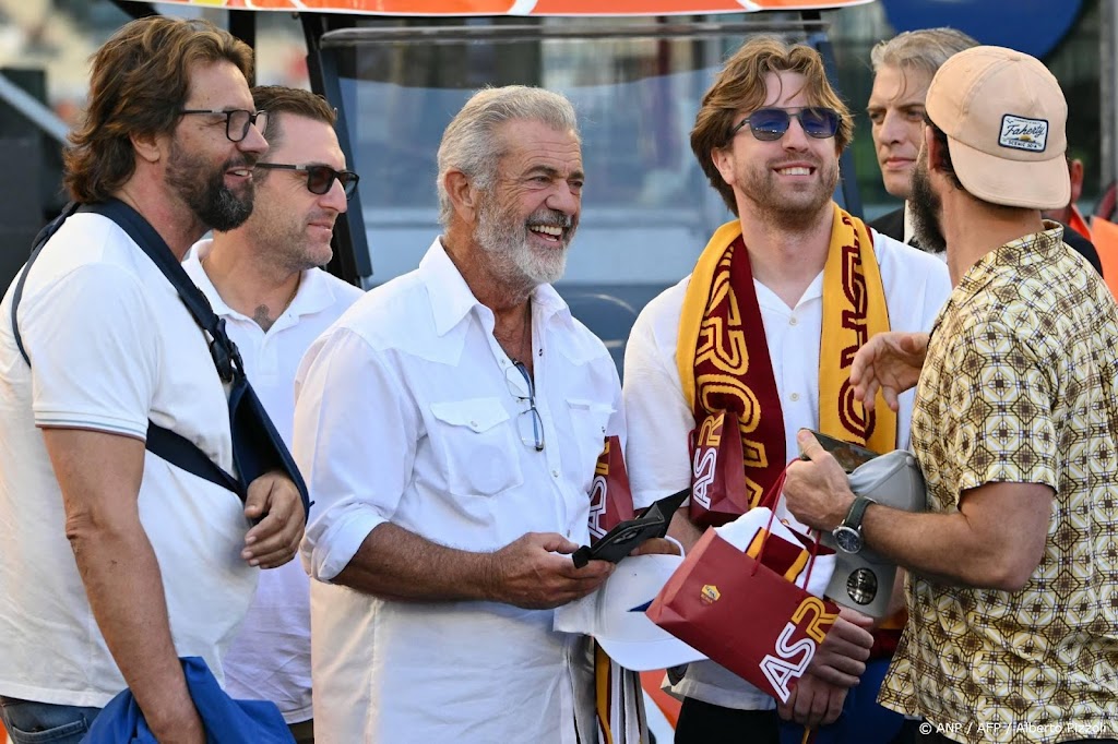Mel Gibson gespot bij AS Roma-wedstrijd in Stadio Olimpico 