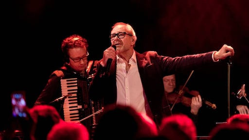 Rob de Nijs zegt optredens af na val