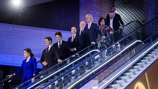 De Tweede Kamerverkiezingen van minuut tot minuut: spannend tot het einde