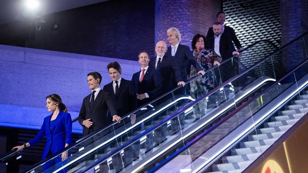 De Tweede Kamerverkiezingen van minuut tot minuut: spannend tot het einde