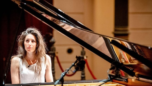 Iris Hond over affaire Marco Borsato: 'Ik moet door'