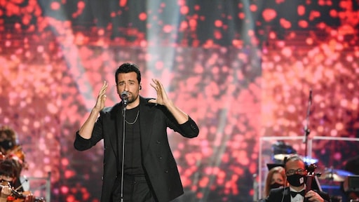 Dotan hint op nieuwe single: 'Ben je er klaar voor?'