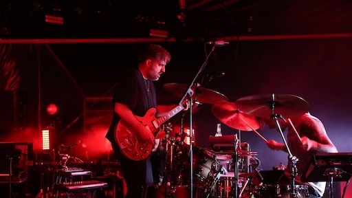 Opsporing Verzocht heeft tips ontvangen over Kensington-gitaren