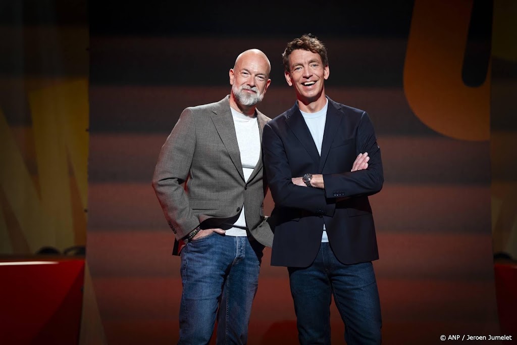 Jan-Willem Roodbeen en Jeroen Kijk in de Vegte klaar voor radioavontuur
