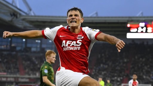 AZ blijft foutloos in Eredivisie na thuiszege op Go Ahead Eagles