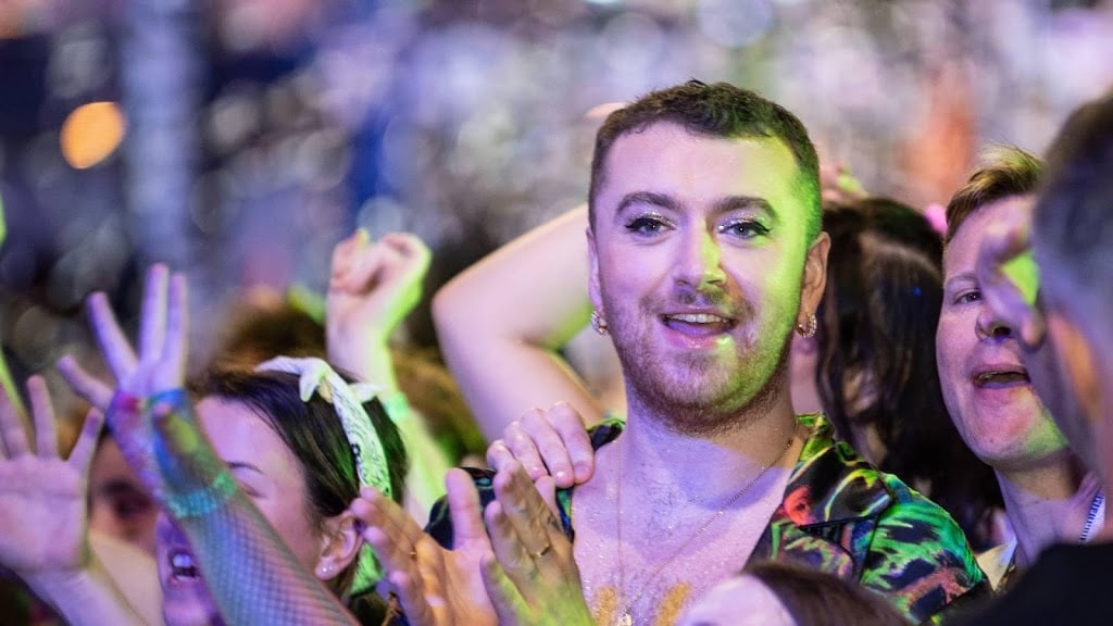 Sam Smith is zeer tevreden met haartransplantatie
