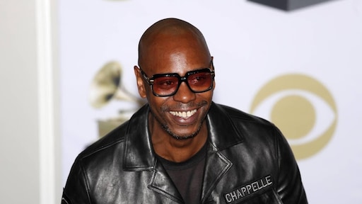Dave Chappelle vraagt tegenstanders om donaties voor school