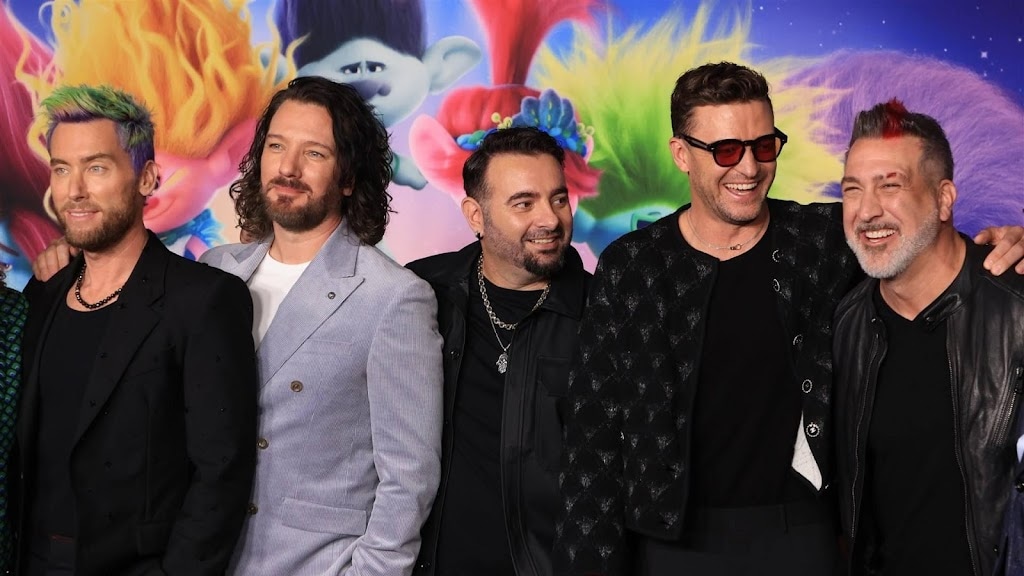 Lance Bass: *NSYNC in gesprek over nieuwe reünie