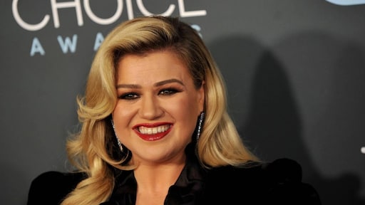 Kelly Clarkson verandert naam officieel in Kelly Brianne