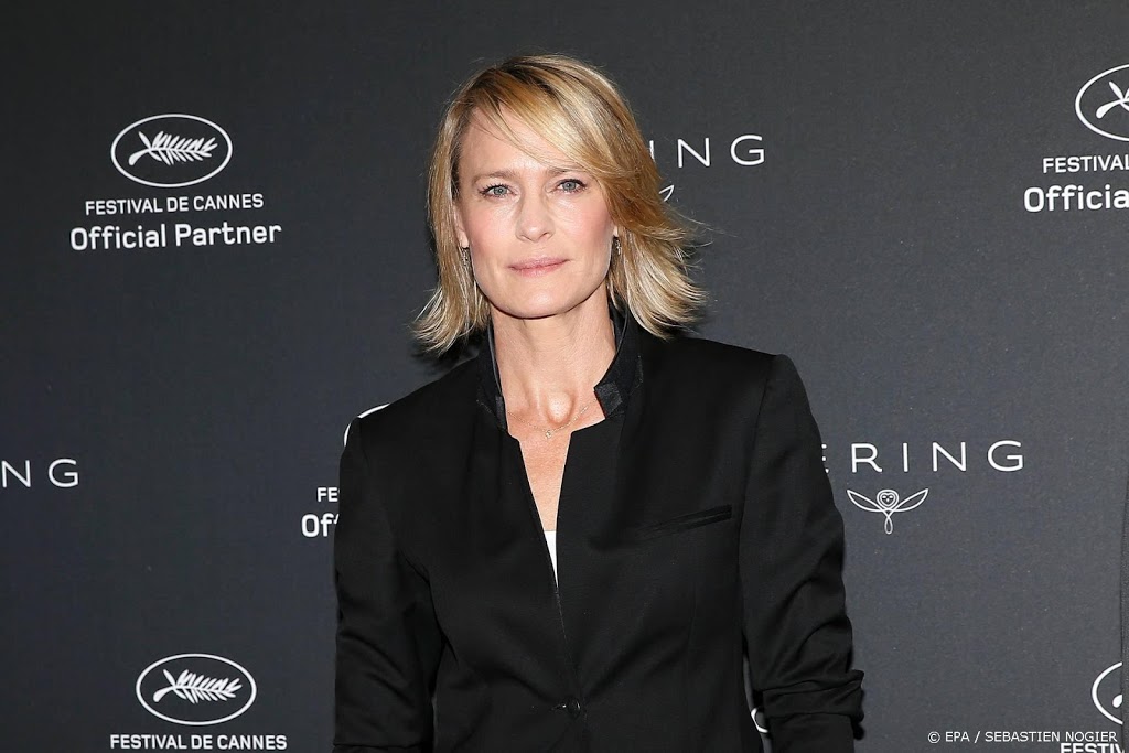 Actrice Robin Wright maakt debuut als filmregisseur