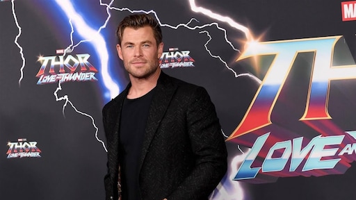 Chris Hemsworth kraakt zichzelf in Thor-film af: 'Parodie van mezelf'