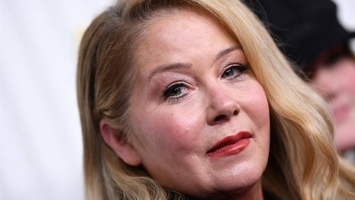 Christina Applegate deed eenmalig onder druk cosmetische ingreep