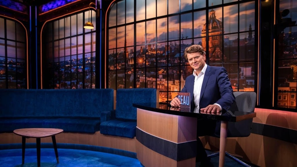 Desk en bank Beau krijgen tweede leven in Friesland