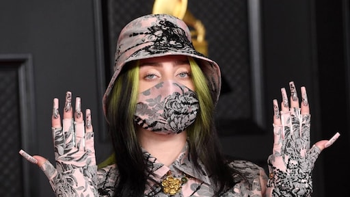 Billie Eilish niet tevreden met lichaam: 'Wie is dat wel?'