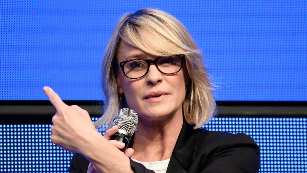 Kevin Spacey verdient tweede kans volgens Robin Wright