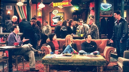 Friends-titelsong massaal beluisterd na overlijden Matthew Perry