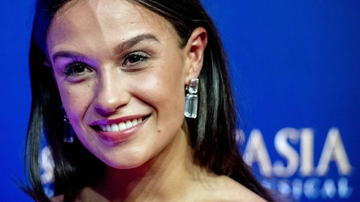 Holly Mae Brood ziet op tegen 30ste verjaardag: 'My lord, ik voel onrust'