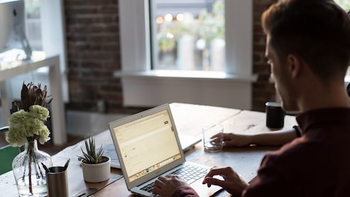 Cloud maakt opmars: helft bedrijven maakt gebruik van clouddienst