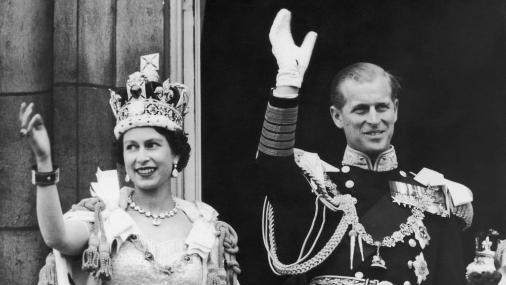 De Queen en prins Philip tijdens haar kroningsdag (1953)