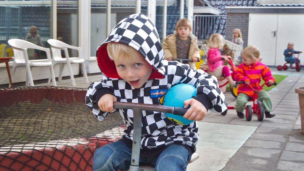 'Alle kinderen vanaf 2 naar opvang, en stop het jojobeleid'