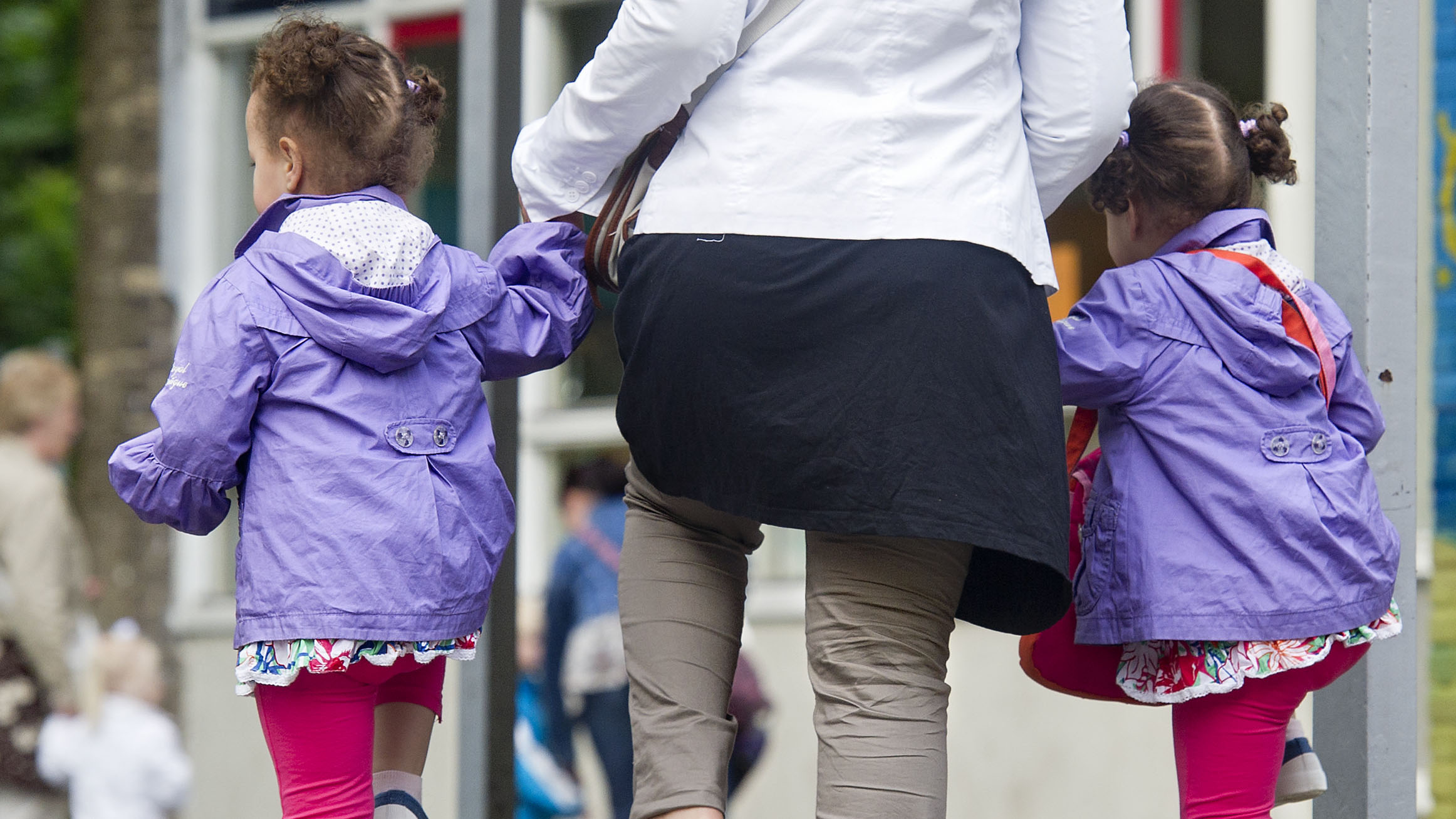 Kinderen weer naar school? 'Geen denken aan, mijn zoontje blijft thuis'