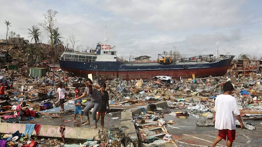 Totale verwoesting Filipijnen