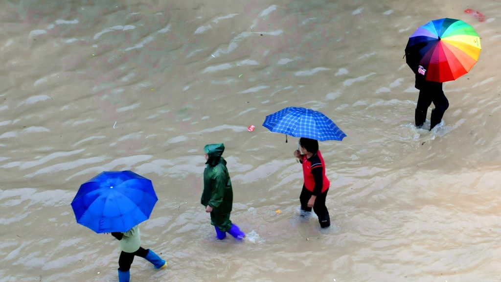 Tyfoon nog steeds levensgevaarlijk: doden in China