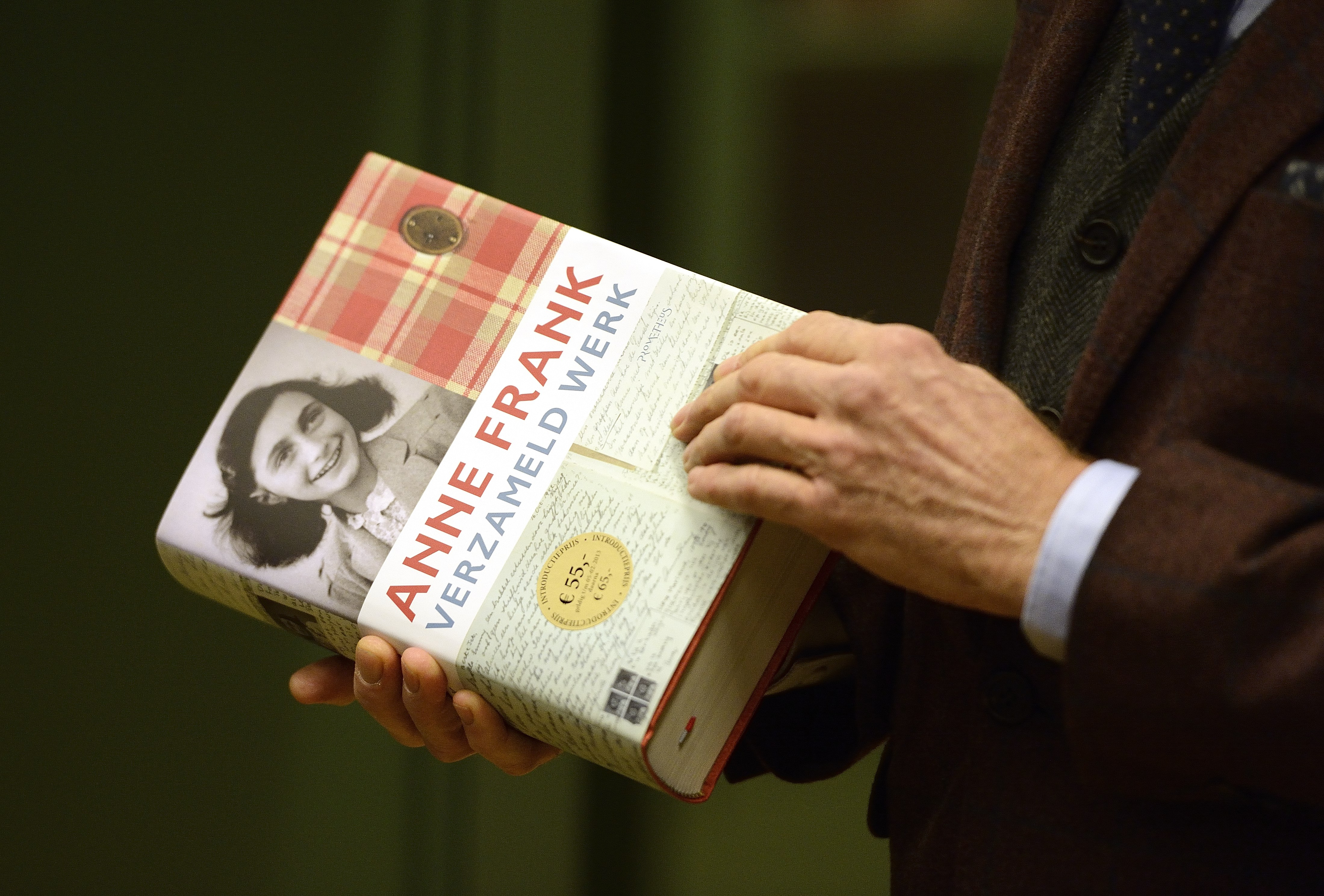 Alles van Anne Frank in één dik boek