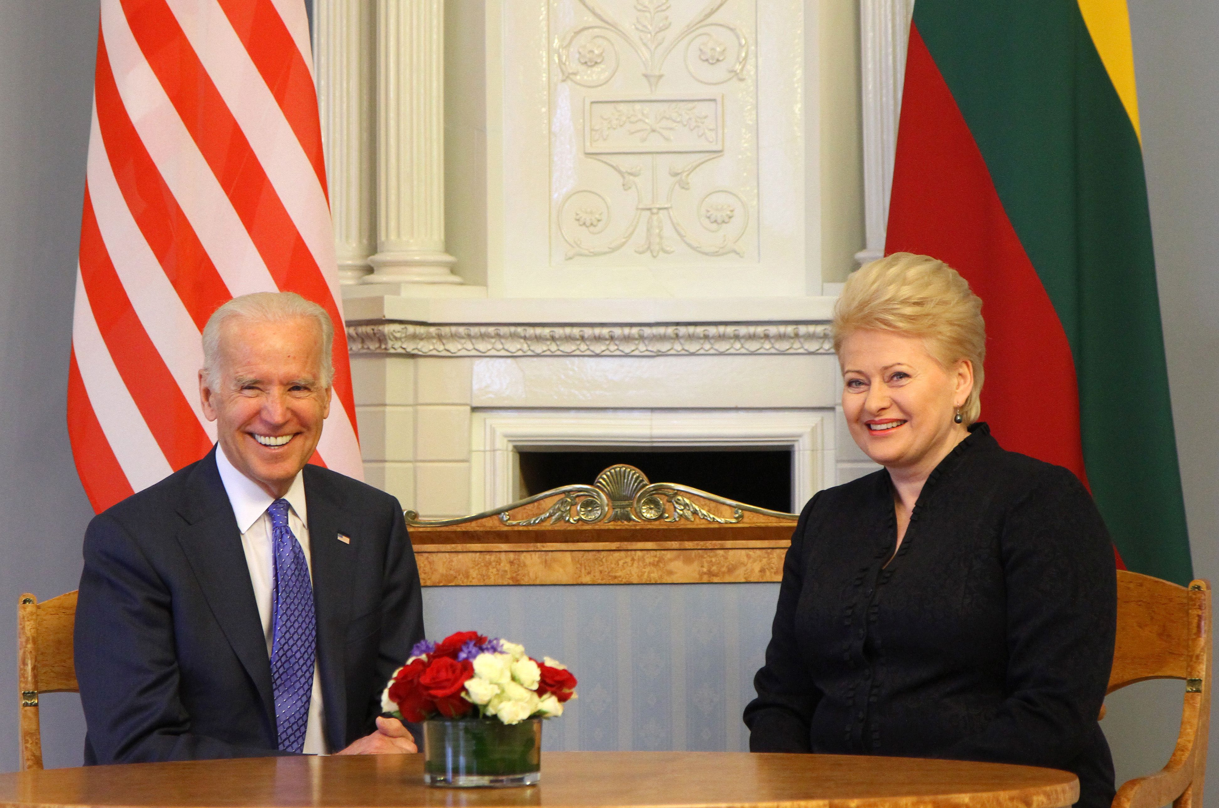 Biden: Rusland isoleert zich