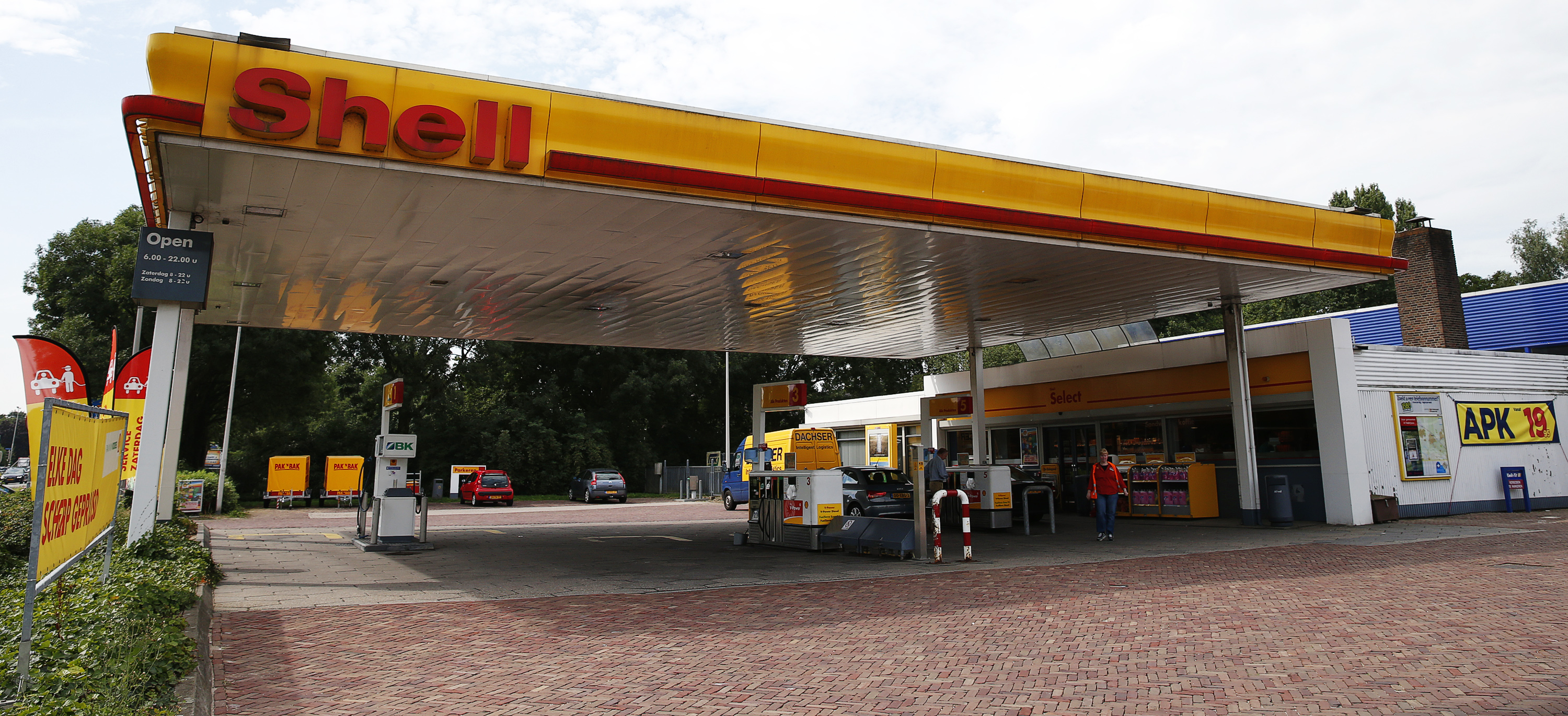 Foutje van tankstation: diesel in plaats van benzine | RTL Nieuws | RTL.nl