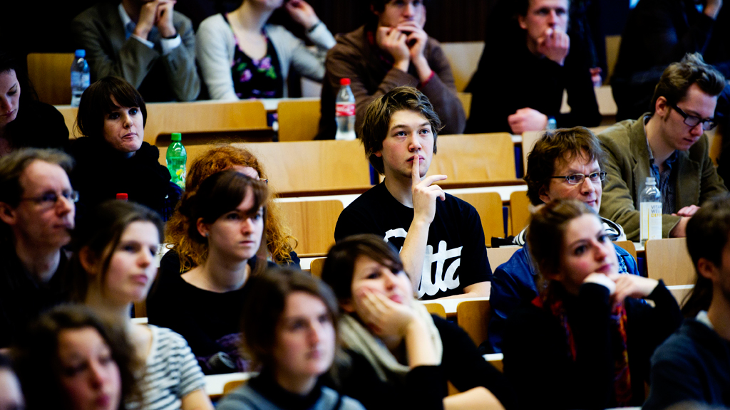 Akkoord leenstelsel: aflossen schuld versoepeld