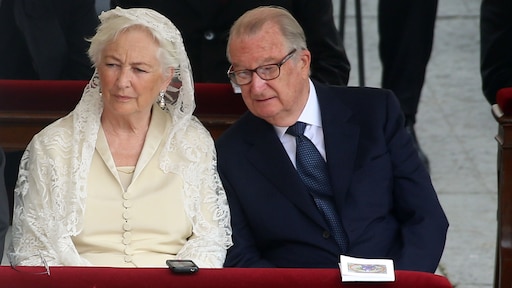 Koning Albert trouwde twee keer met Paola