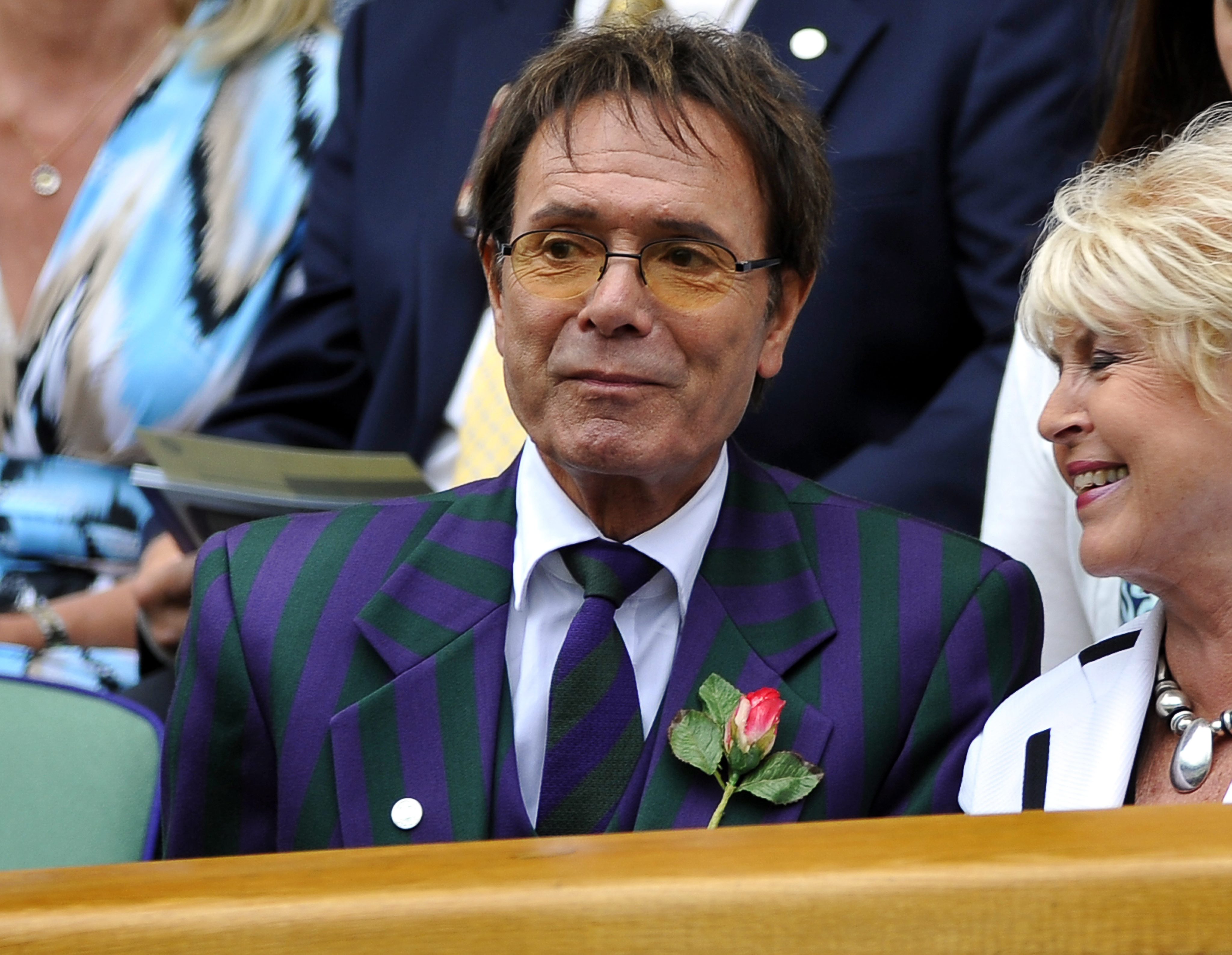 Britten verbijsterd om verdenking Cliff Richard