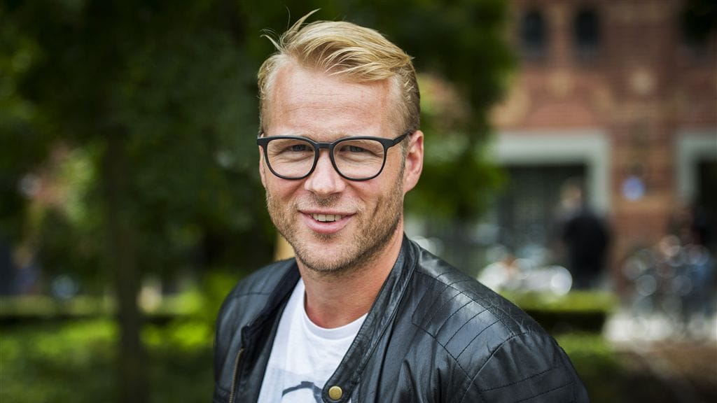 Foto's dochter voor cabaretier Leo Alkemade RTL Boulevard RTL.nl Foto's dochter voor cabaretier Leo Alkemade RTL Boulevard RTL.nl
