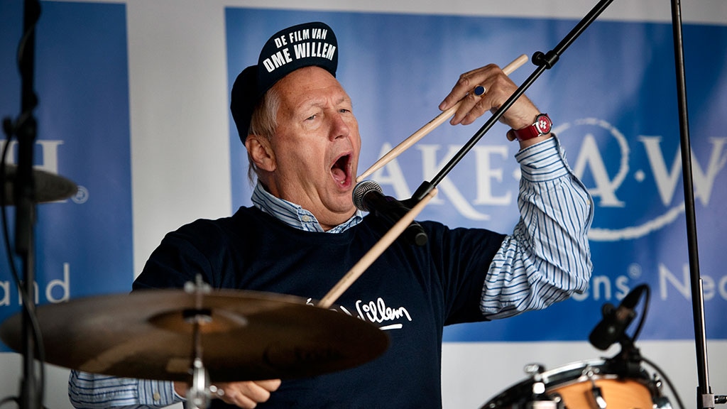 Edwin Rutten trots: ''Joepie de poepie' belandt in Dikke van Dale'