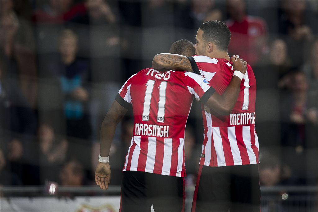 Depay leidt tien PSV&#x27;ers langs ADO Den Haag