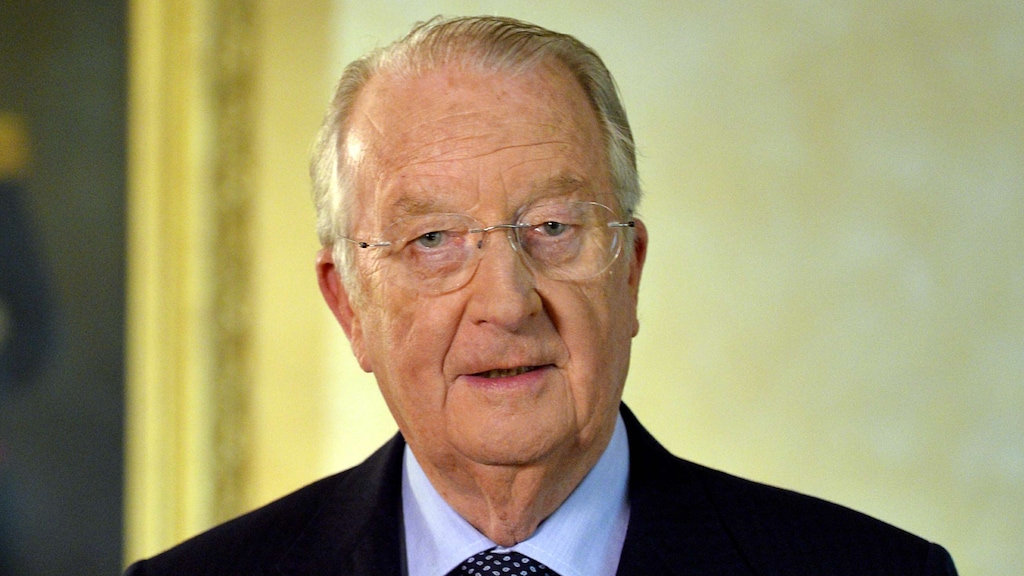 Koning Albert weer onder het mes