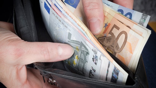 Geld lenen aan (of van) familie of vrienden: hier moet je op letten