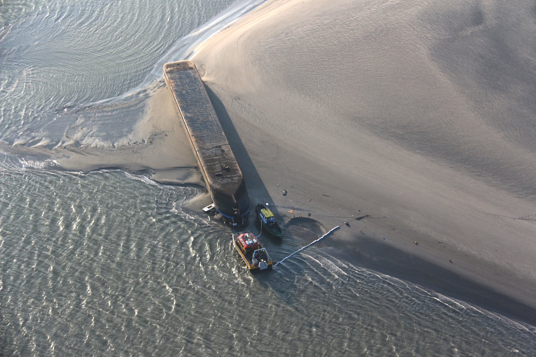 Schipper gekapseisd schip dood gevonden