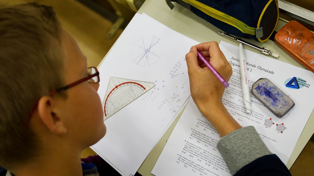 Einde aan landelijk verplichte rekentoets middelbare scholen en mbo ...