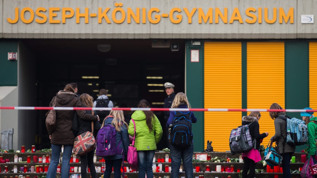 'Gisteren waren we met velen, vandaag zijn we alleen'