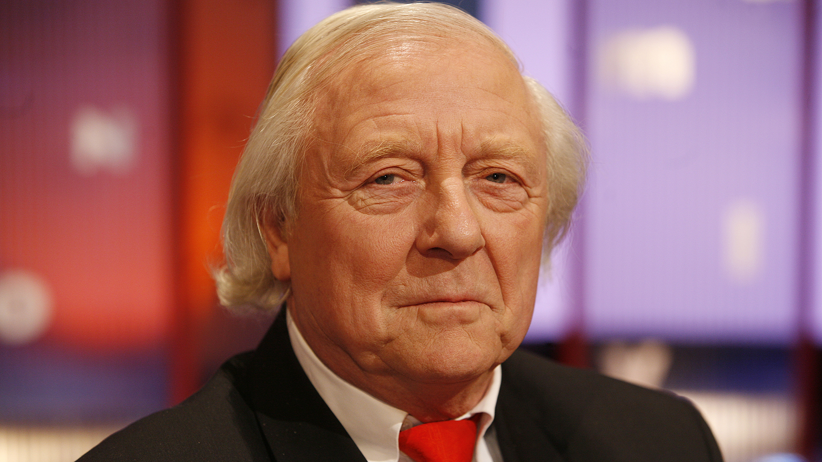 Sesamstraat-collega's nemen afscheid van Aart Staartjes