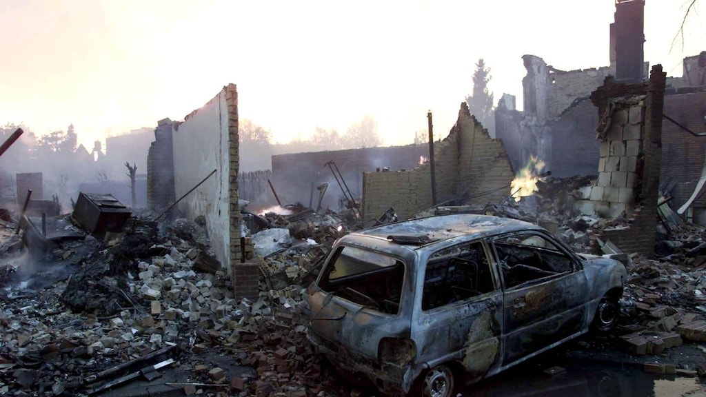 Geheim rapport vuurwerkramp Enschede openbaar: 'Schandalig hoe recherche te werk ging'