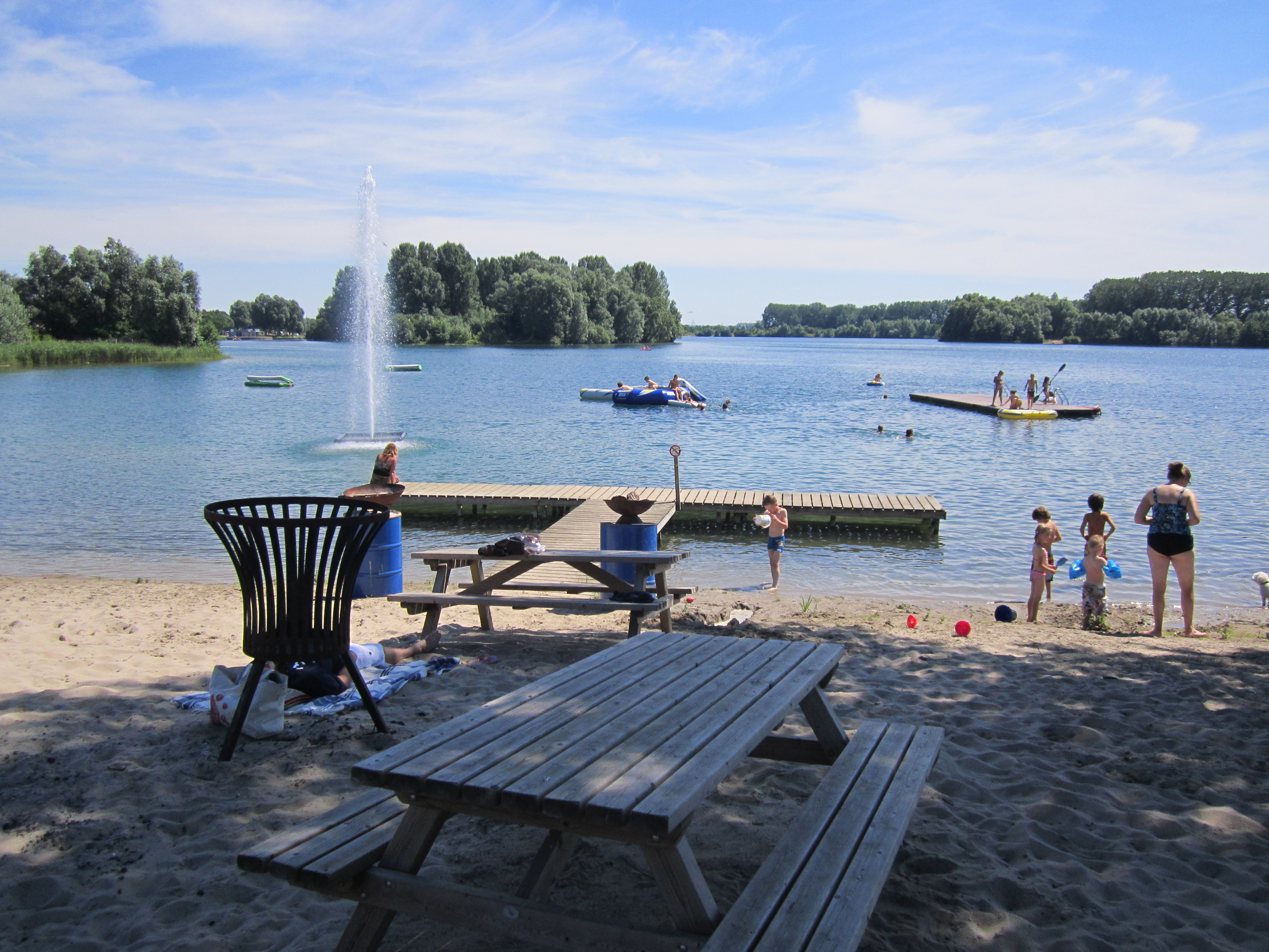 Ook derde zwemmer ziek na bezoek recreatieplas