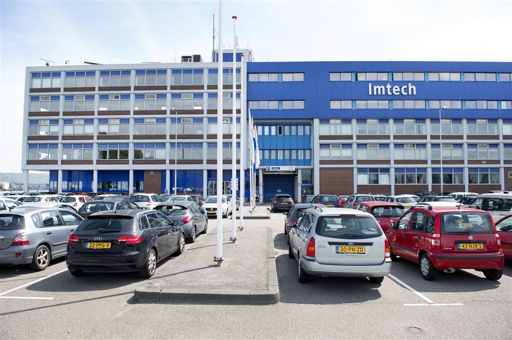 Curator betaalt werknemers Imtech gewoon door